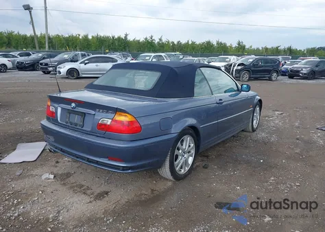 2003 BMW 330 from USA, damaged, VIN WBABS53423JU99409